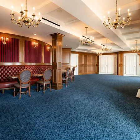 Madison Beach Hotel, Curio Collection By Hilton-2