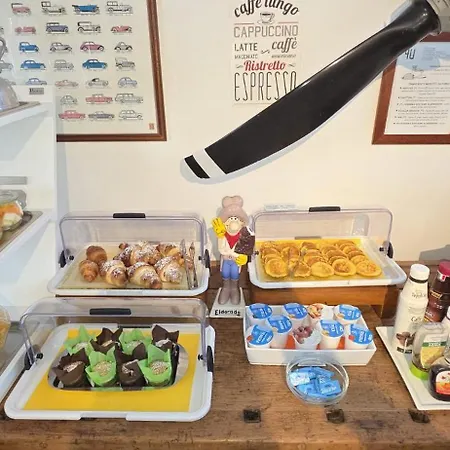 Bed&Breakfast 4U PARCHEGGIO INTERNO-3