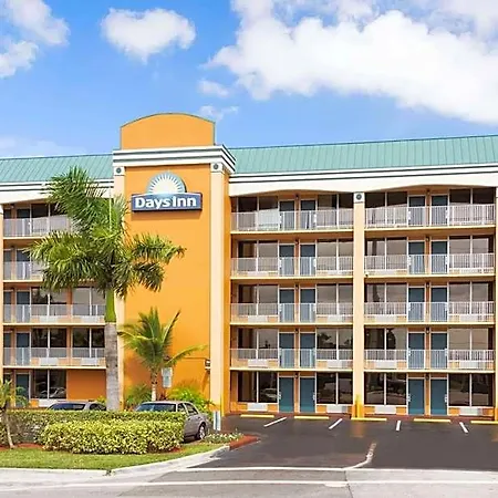 Days Inn By Wyndham Fort Lauderdale-Oakland Park Airport N-3