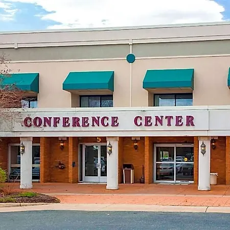 Fredericksburg Hospitality House Hotel-2