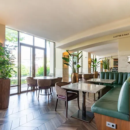 Grand Hotel Valies-2