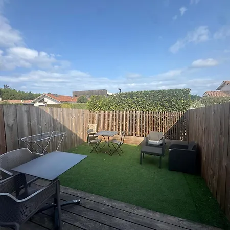 Chambre privée avec terrasse-2