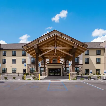 Comfort Inn & Suites Gaylord-3