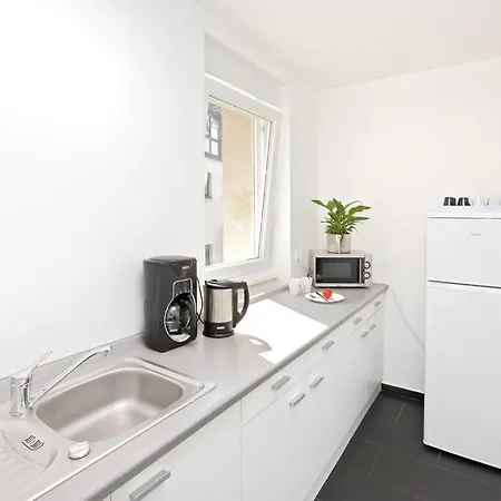 Pension Arkade Heilbronn-3