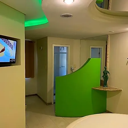 Fantasy Motel-2