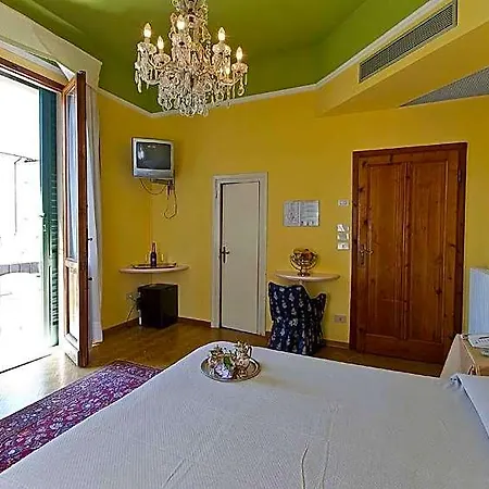Hotel Maestoso-3