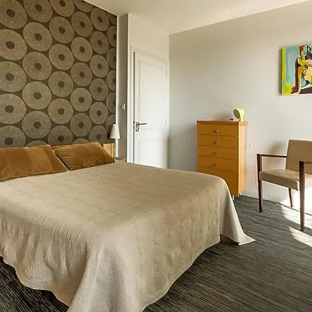Chambre BEAUSEJOUR-2