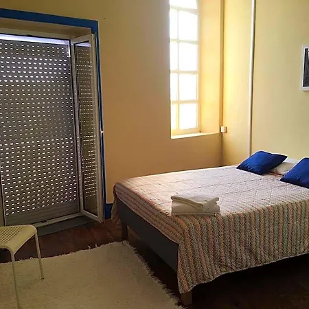 Aveiro Train Guesthouse-2