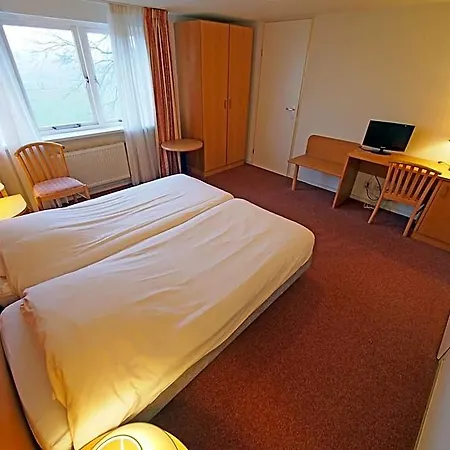 Hotel Bos En Duinzicht-2
