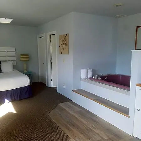 The Guesthouse Ocean View Cottages-3