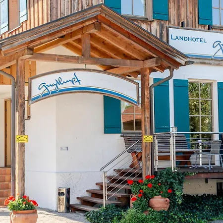 Landhotel Guglhupf-3