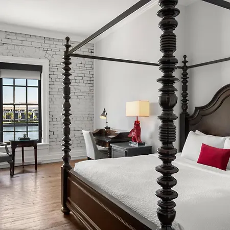 River Street Inn (Adults Only)-3