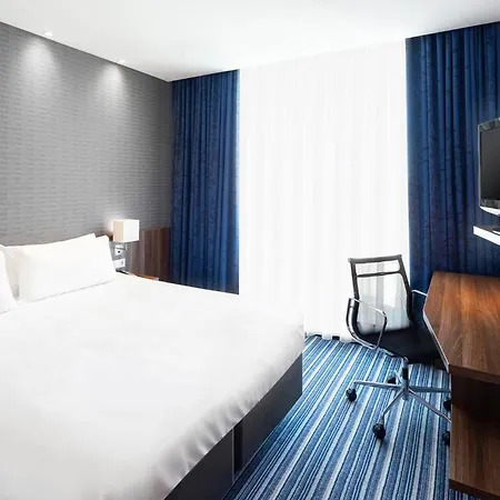 Holiday Inn Express Amsterdam - Schiphol By Ihg-2