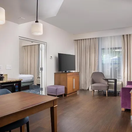 Hampton Inn And Suites Asheville Airport-2