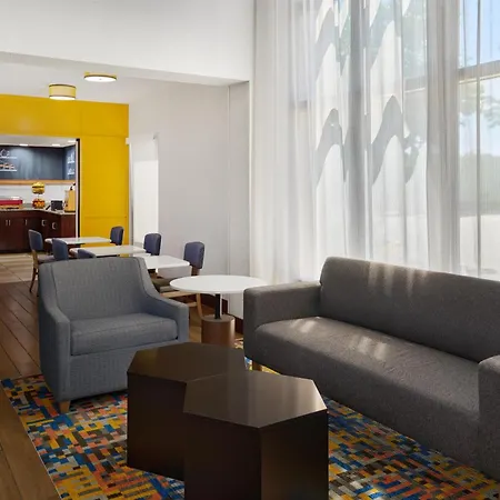 Hampton Inn Lawrence-2