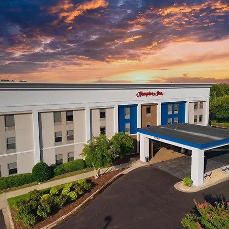 Hampton Inn Edenton-3