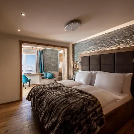Kesselspitze Hotel & Chalet, Valamar Collection-2