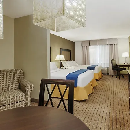 Holiday Inn Express & Suites Madison-Verona By Ihg-3