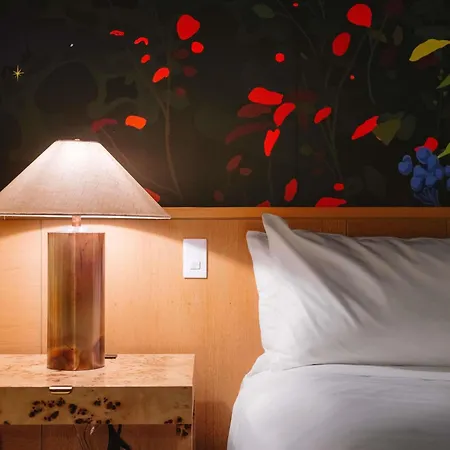 21C Museum Hotel Bentonville - Mgallery-3
