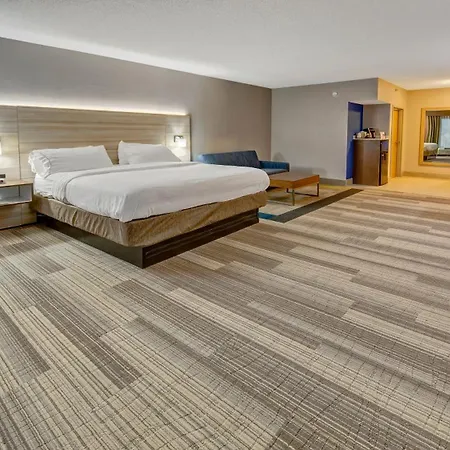 Holiday Inn Express Hotel & Suites London By Ihg-3