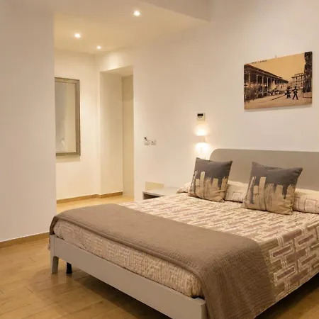 Real Rooms-2