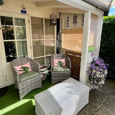 B&B Het Tuinhuisje-3