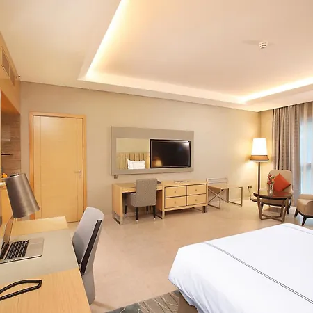 Grand Cosmopolitan Hotel-3