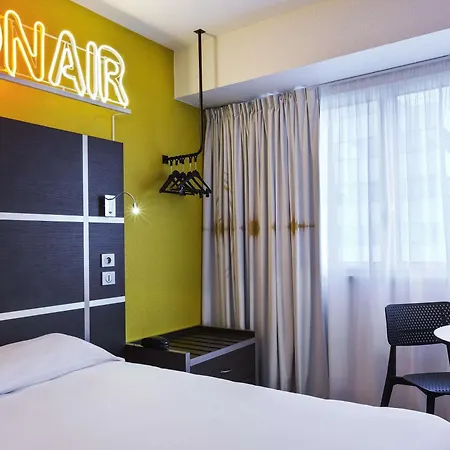 ibis Styles Massy Opéra-2