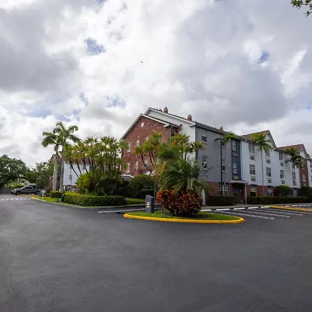 Candlewood Suites Miami Lakes By Ihg-2