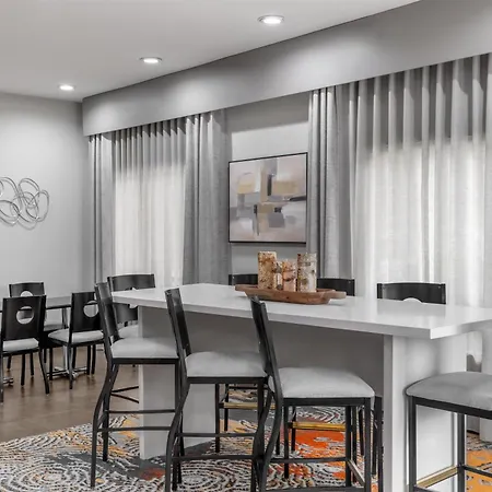 Hampton Inn Olathe-2