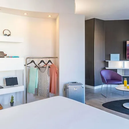 Novotel Suites Malaga Centro-2