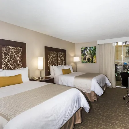 Wyndham Garden Fresno Yosemite Airport-3