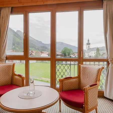 Hotel Schwarzer Adler-3