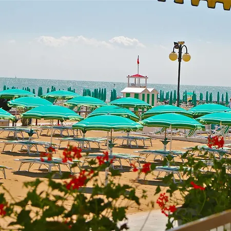 Hotel Janeiro Frontemare-3