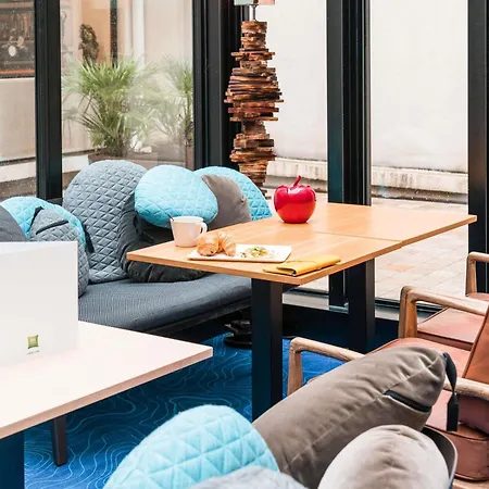 ibis Styles La Rochelle Centre-2