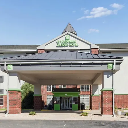 Wyndham Garden Madison Fitchburg-2