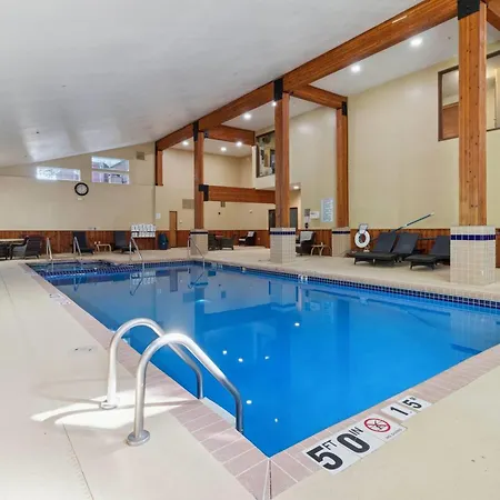 Wyndham Garden Madison Fitchburg-3