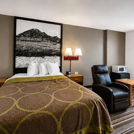 Fairbridge Inn And Suites-2