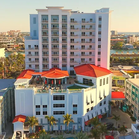 Hampton Inn And Suites Clearwater Beach-2