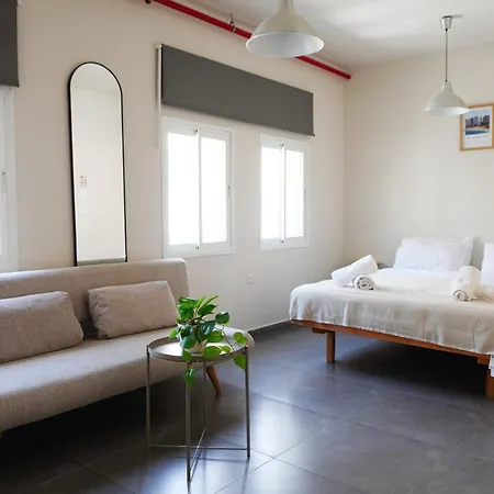 Rena'S House Smart Hotel-2