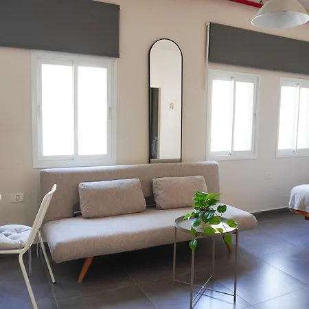 Rena'S House Smart Hotel-3