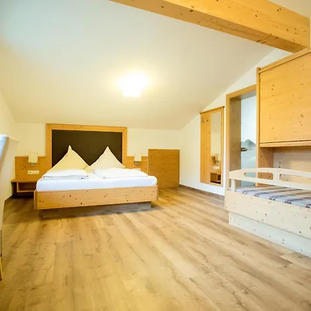 Hotel Ennskraxblick-3