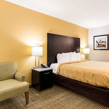 Quality Inn Trussville I-59 Exit 141-2