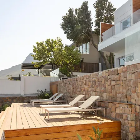 Finchley Guesthouse In Camps Bay-3