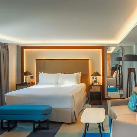 Queen Elizabeth 2 Hotel-3