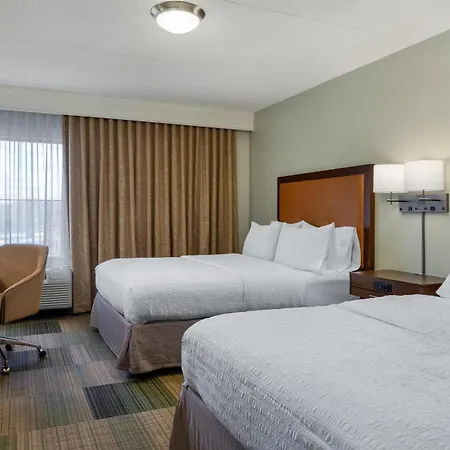 Hampton Inn & Suites Albany-Downtown-2
