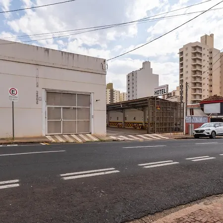 Hotel Metrópolis-2