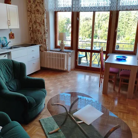 Hotel-Pension Schloss -Miramar-2