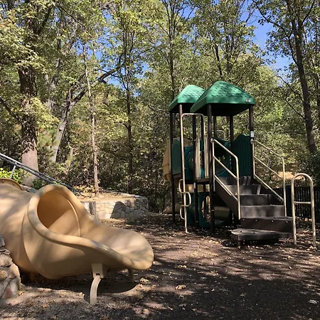 Ucla Lake Arrowhead Lodge-3