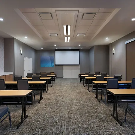 Springhill Suites Waco-3